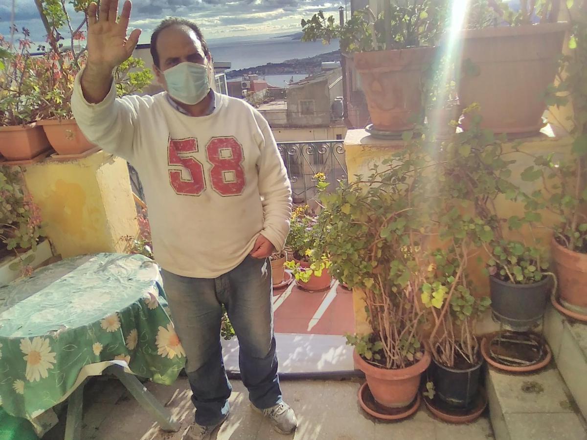 Room In Guest Room - Single Room With Shared Bathroom Taormina Exterior foto